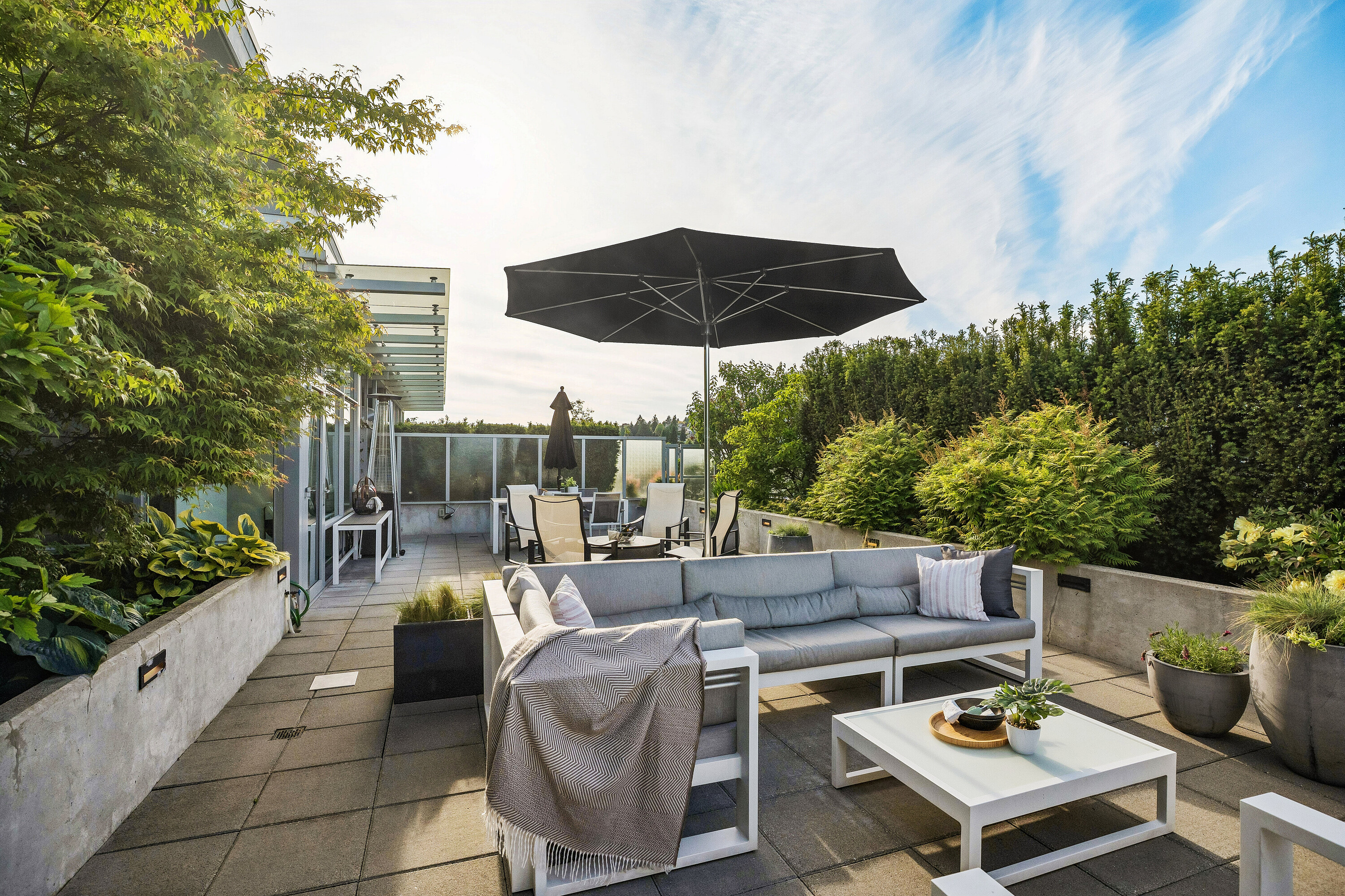  Rooftop Penthouse in New West - 物件實景