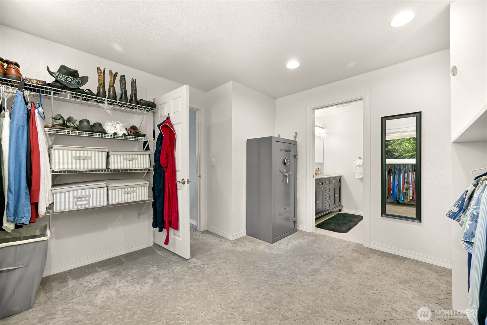 Ferndale, Washington, 98248, United States, 4 Bedrooms Bedrooms, ,3 BathroomsBathrooms,Residential,For Sale,1901183