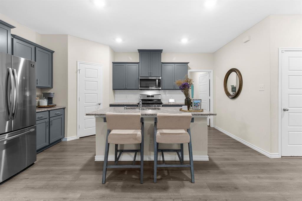 Little Elm, Texas, 75068, United States, 4 Bedrooms Bedrooms, ,3 BathroomsBathrooms,Residential,For Sale,1826722