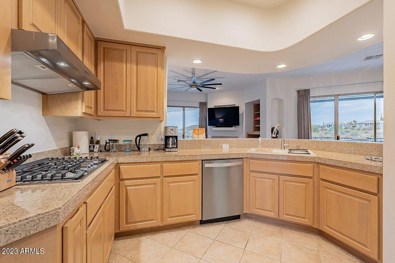 14850 E Grandview Drive Unit 242, Fountain Hills, Arizona, 85268, United States, 3 Bedrooms Bedrooms, ,Residential,For Sale,14850 E Grandview Drive Unit 242,1679899