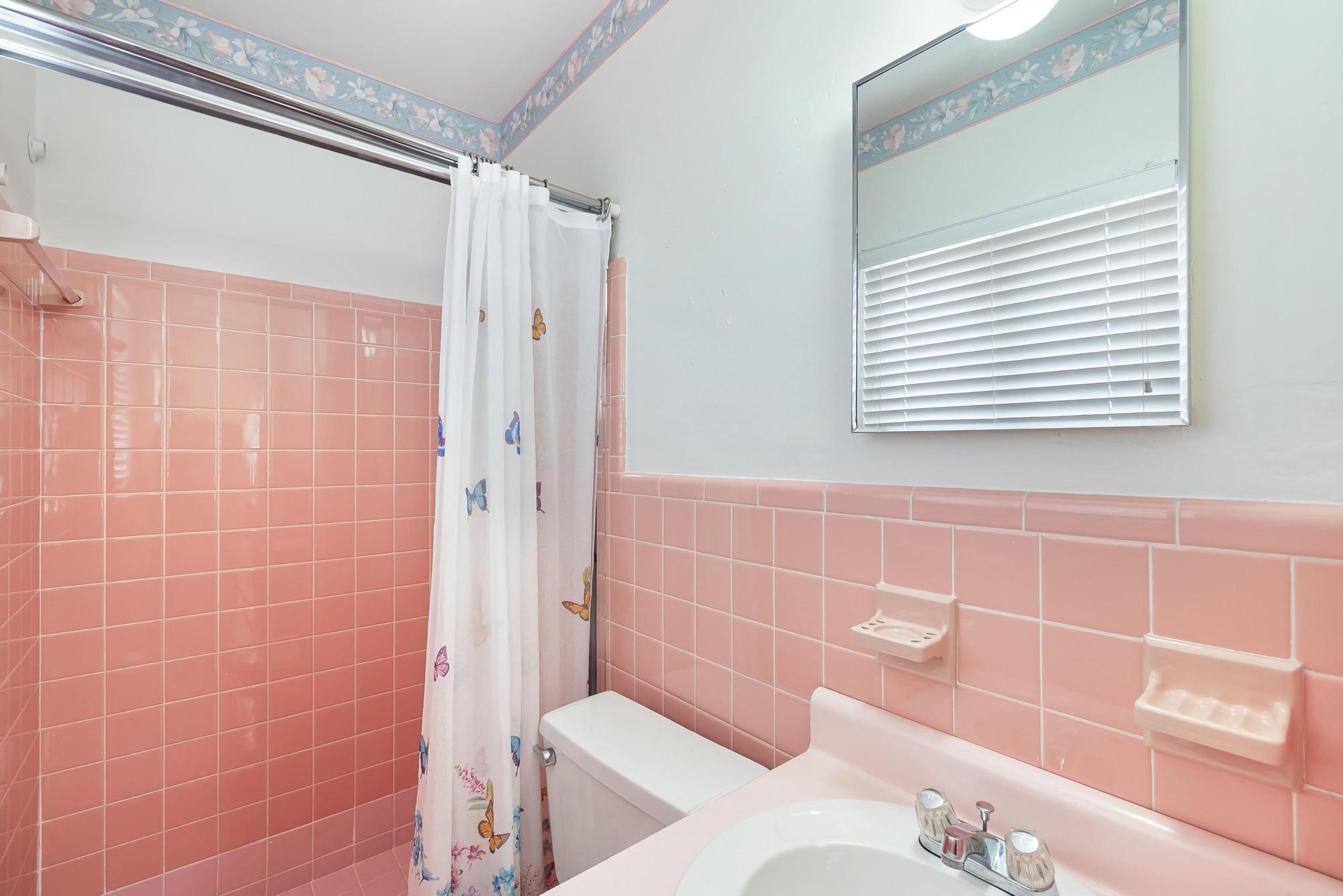 Miami, Florida, 33126, United States, 3 Bedrooms Bedrooms, ,3 BathroomsBathrooms,Residential,For Sale,1921989