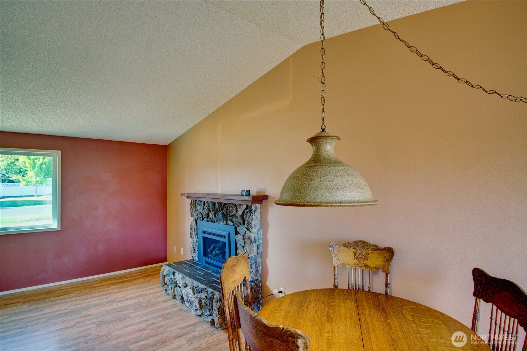 Anacortes, Washington, 98221, United States, 3 Bedrooms Bedrooms, ,1 BathroomBathrooms,Residential,For Sale,1927416