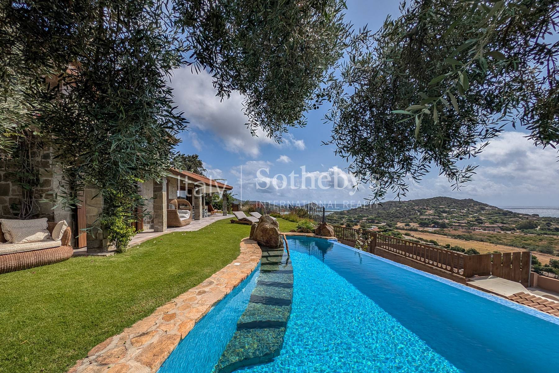  Villa with breathtaking views over the sea near the beaches - 物件實景