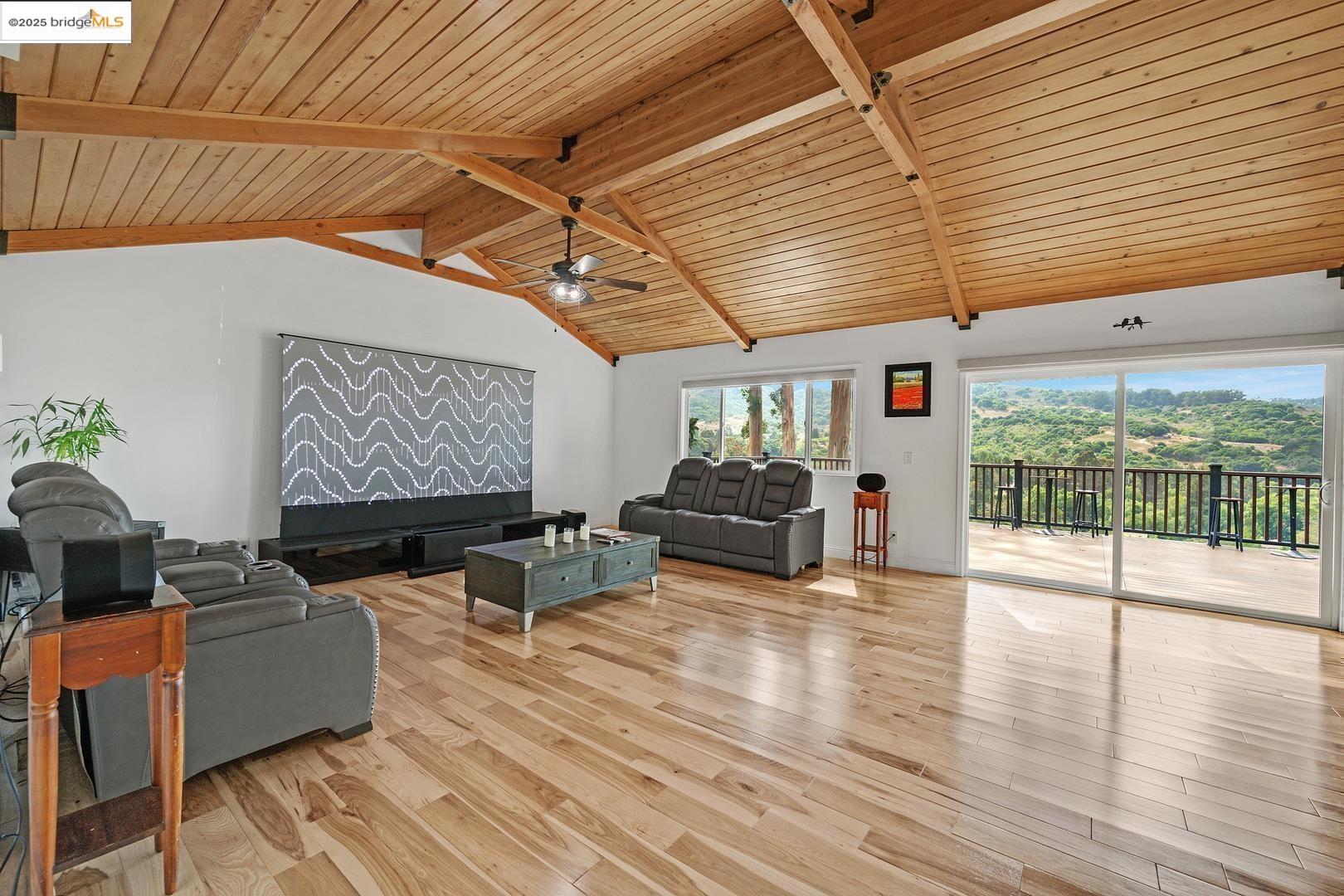 El Sobrante, California, 94803, United States, 4 Bedrooms Bedrooms, ,3 BathroomsBathrooms,Residential,For Sale,1986532