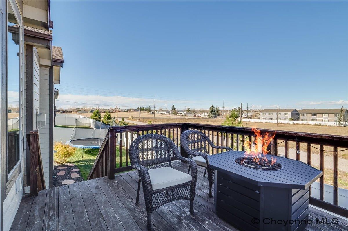 Cheyenne, Wyoming, 82009, United States, 5 Bedrooms Bedrooms, ,3 BathroomsBathrooms,Residential,For Sale,1989726