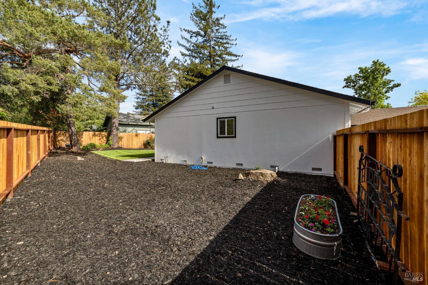 Santa Rosa, California, 95404, United States, 3 Bedrooms Bedrooms, ,2 BathroomsBathrooms,Residential,For Sale,1872467