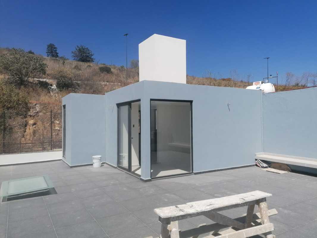 Fracc. Moncayo, Atizapán de Zaragoza, Estado de México, 52930, Mexico, 3 Bedrooms Bedrooms, ,3 BathroomsBathrooms,Residential,For Sale,Fracc. Moncayo,1443797
