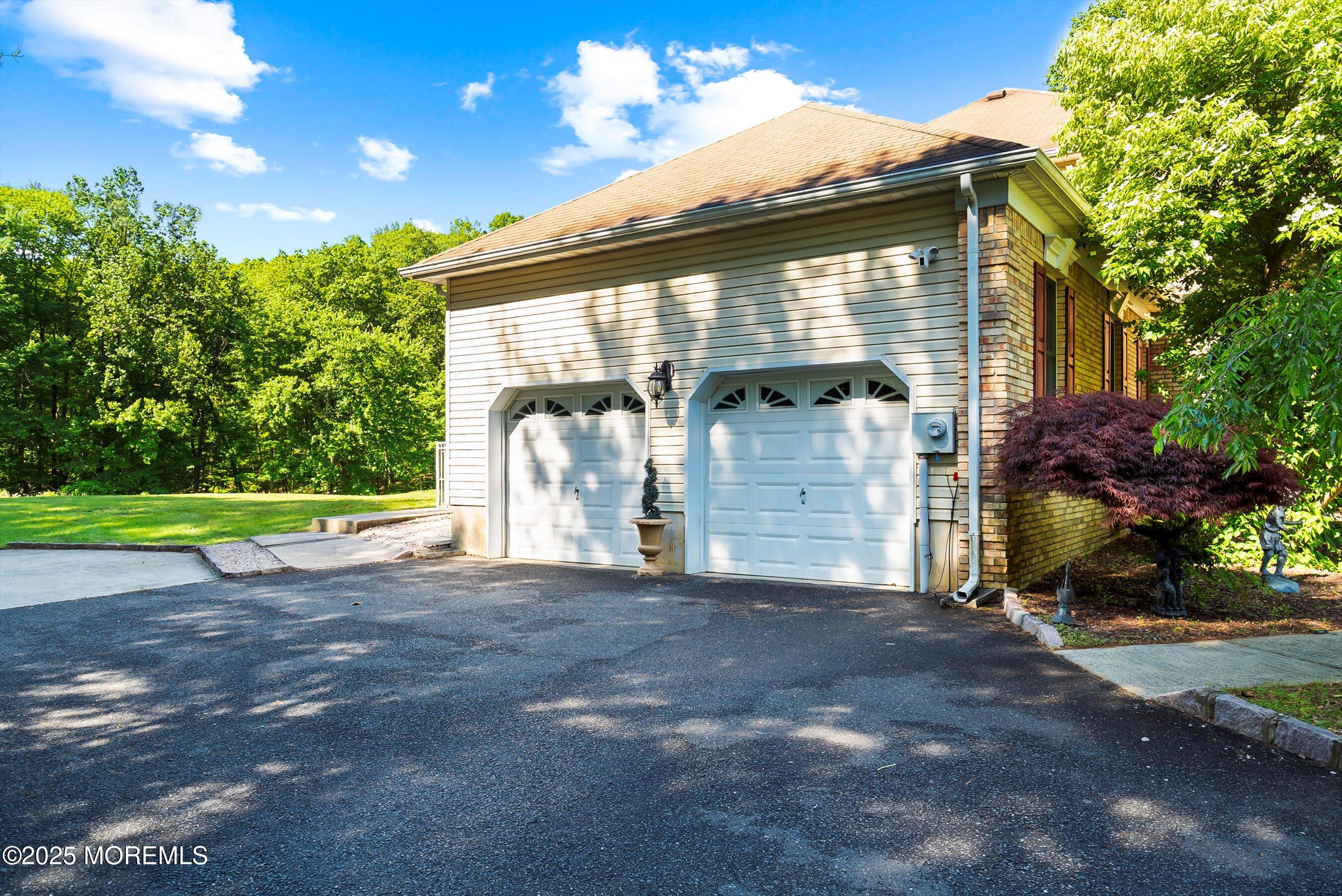 Perrineville, New Jersey, 08535, United States, 4 Bedrooms Bedrooms, ,3 BathroomsBathrooms,Residential,For Sale,1923367