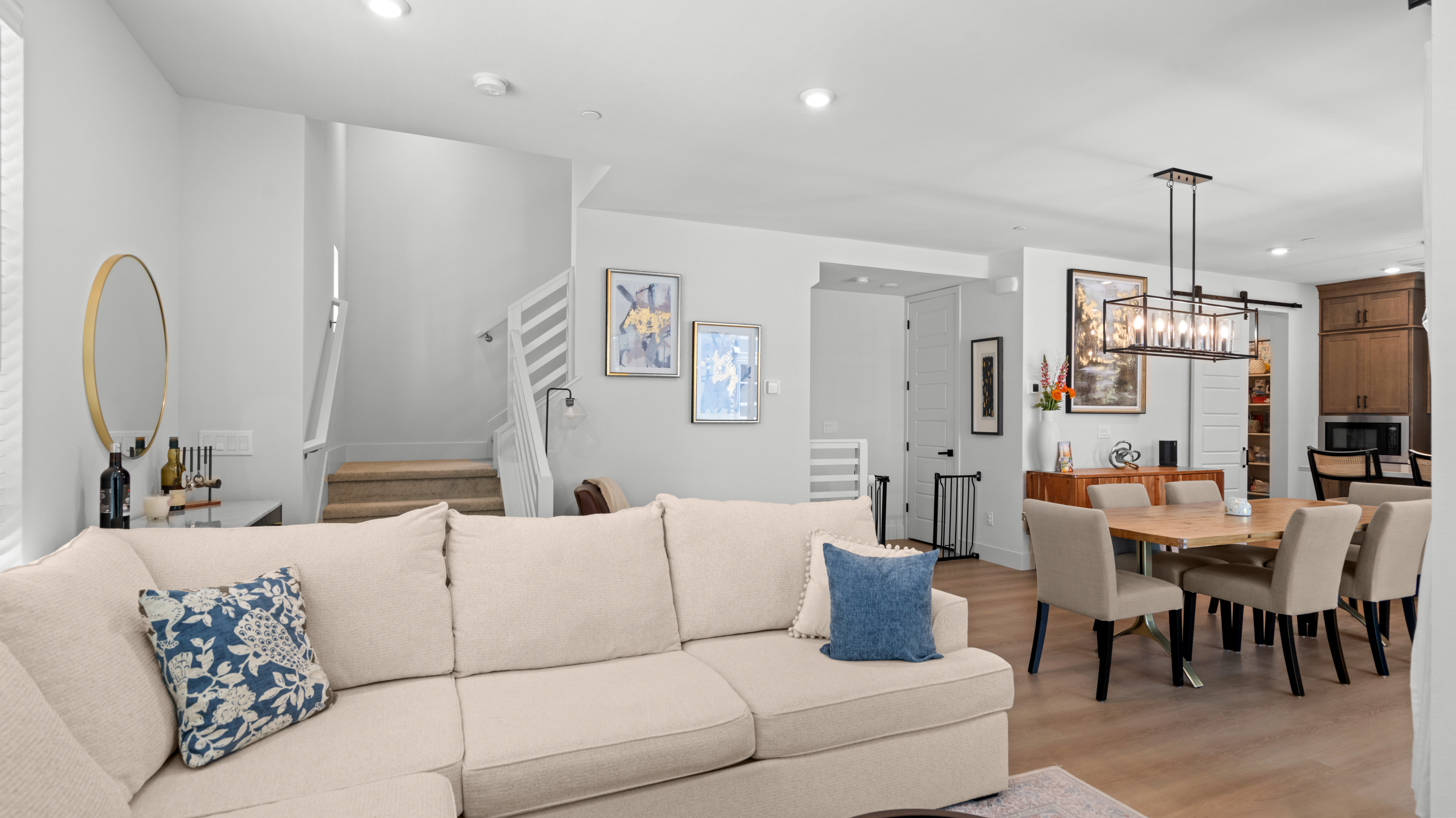  Modern Townhome in Novato - 物件實景