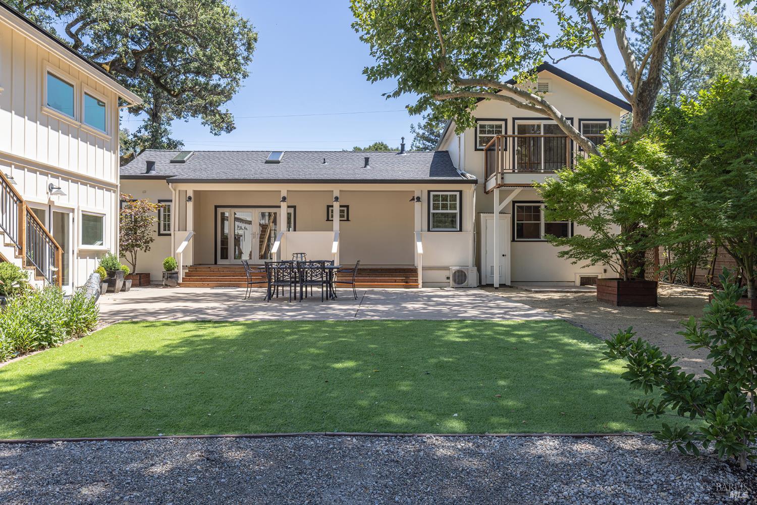 Glen Ellen, California, 95442, United States, 4 Bedrooms Bedrooms, ,3 BathroomsBathrooms,Residential,For Sale,1904205