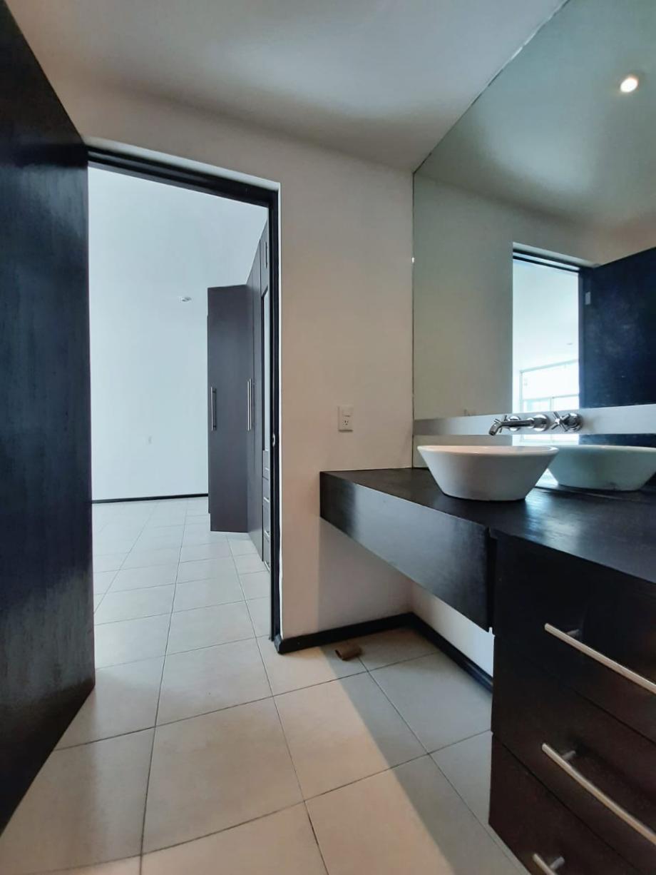Tintoreto, Benito Juárez, Ciudad de México, 03710, Mexico, 2 Bedrooms Bedrooms, ,2 BathroomsBathrooms,Residential,For Sale,Tintoreto,1621672