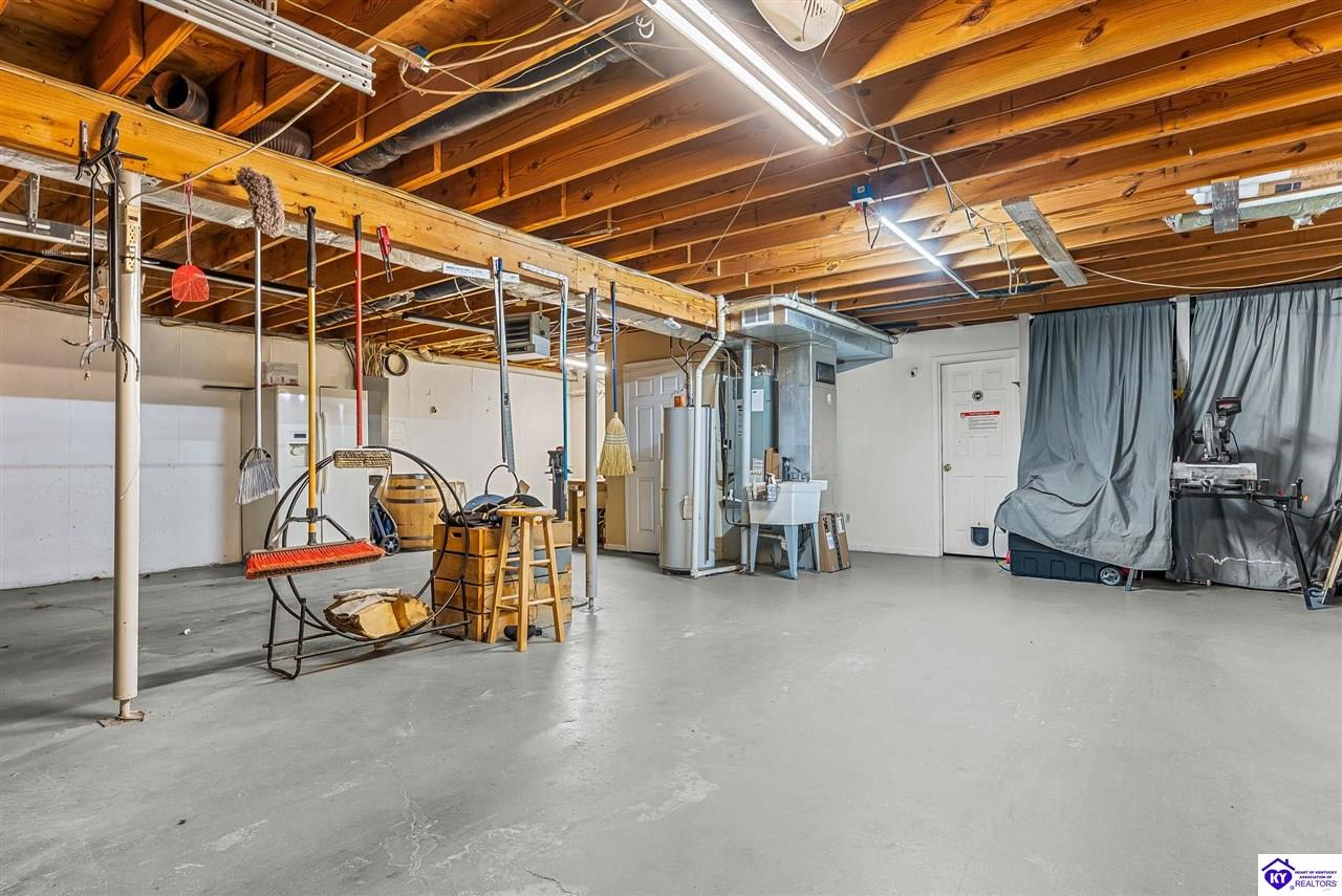 Boston, Kentucky, 40107, United States, 3 Bedrooms Bedrooms, ,2 BathroomsBathrooms,Residential,For Sale,1989624