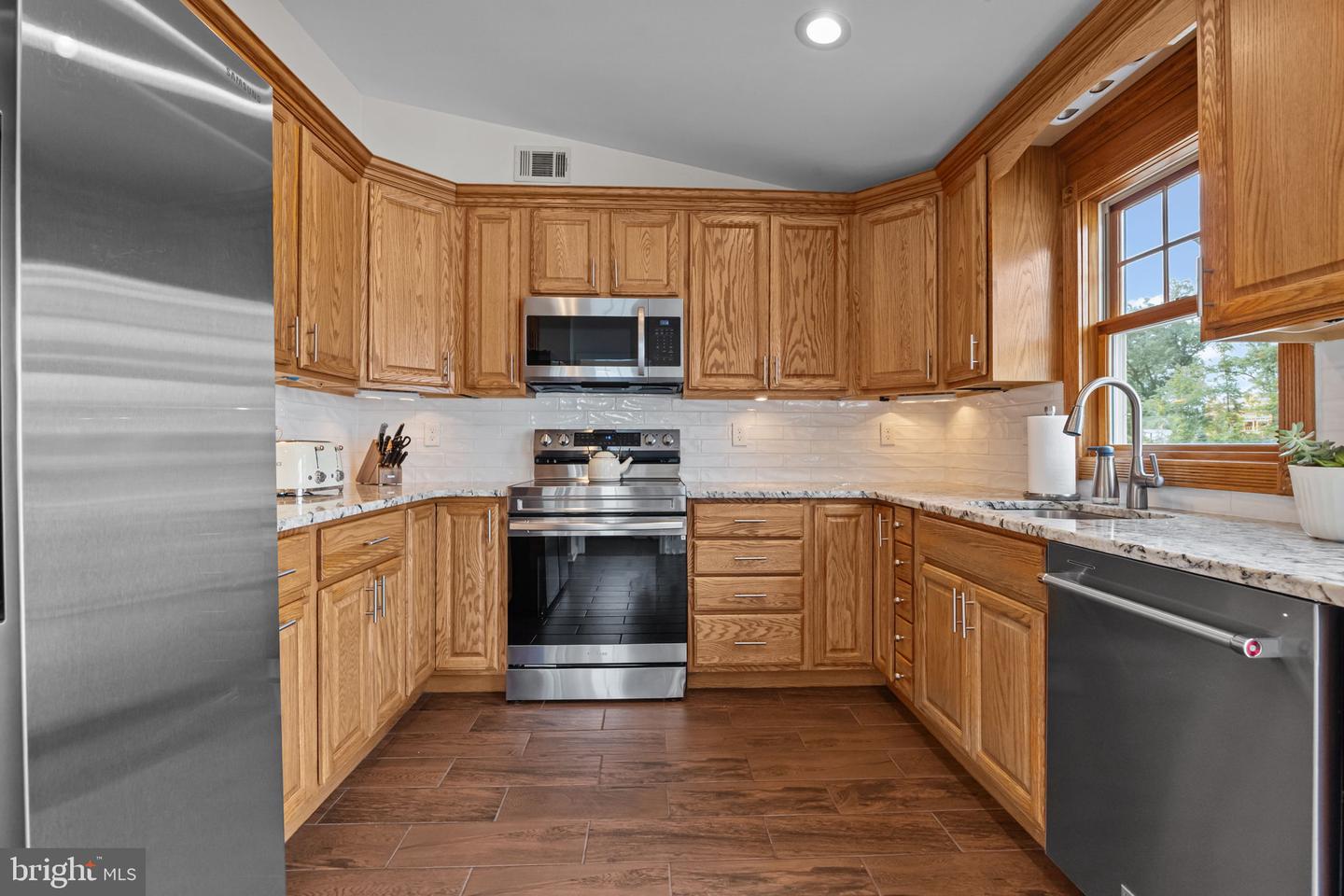 Pennington, New Jersey, 08534, United States, 4 Bedrooms Bedrooms, ,2 BathroomsBathrooms,Residential,For Sale,1940207