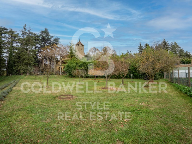 Barcelona, Torell?, Torell? Barcelona, Torell?, To, Torelló, Catalonia, ES, 13 Bedrooms Bedrooms, ,4 BathroomsBathrooms,Residential,For Sale,Barcelona, Torell?, Torell? Barcelona, Torell?, To,1448809