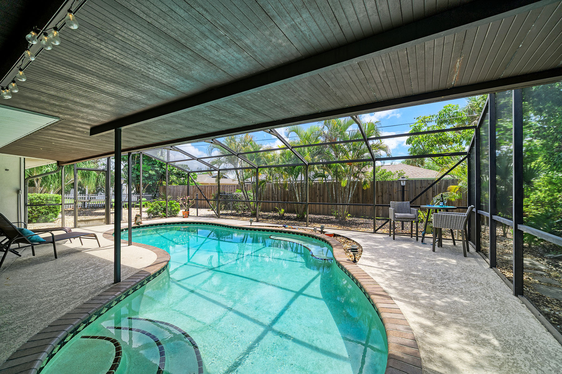  GLEN OAKS CNTRY CLUB ESTATES - 物件實景