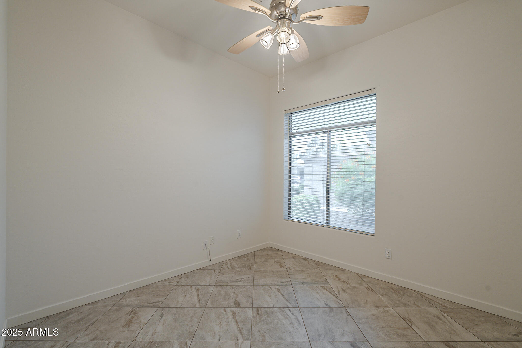 Phoenix, Arizona, 85042, United States, 3 Bedrooms Bedrooms, ,Residential,For Sale,1939131