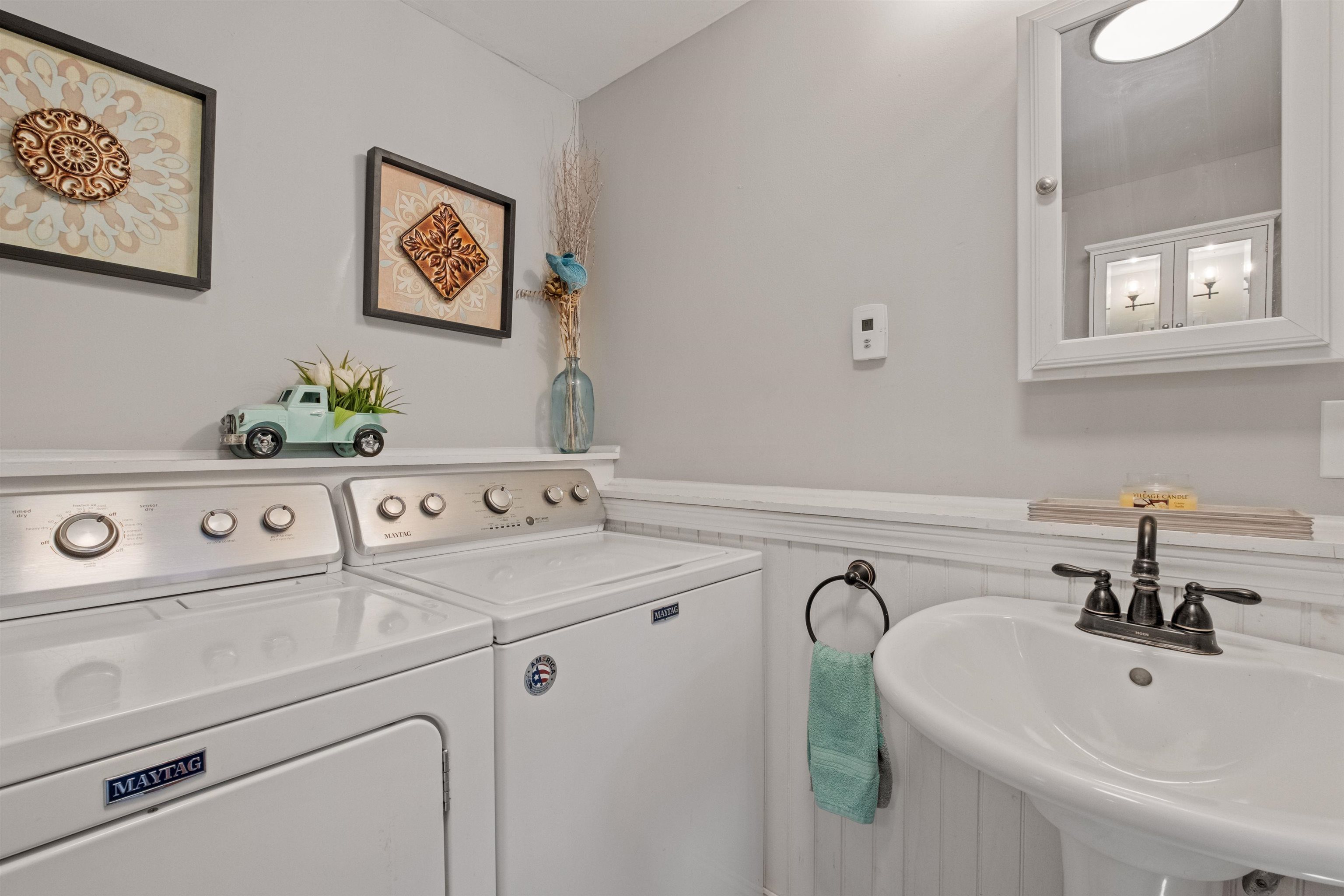 Bradford, New Hampshire, 03221, United States, 4 Bedrooms Bedrooms, ,1 BathroomBathrooms,Residential,For Sale,1924842
