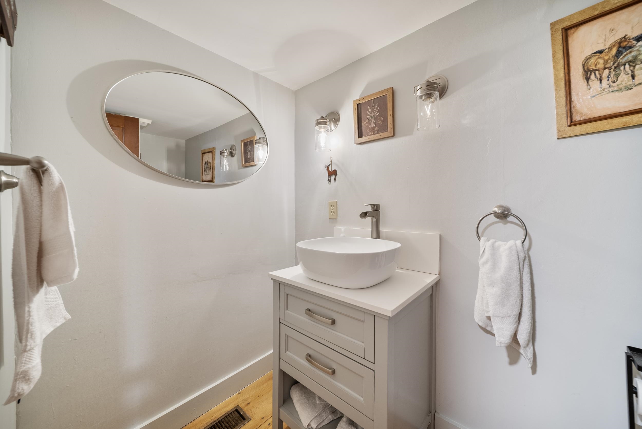 Francestown, New Hampshire, 03043, United States, 5 Bedrooms Bedrooms, ,4 BathroomsBathrooms,Residential,For Sale,1827172