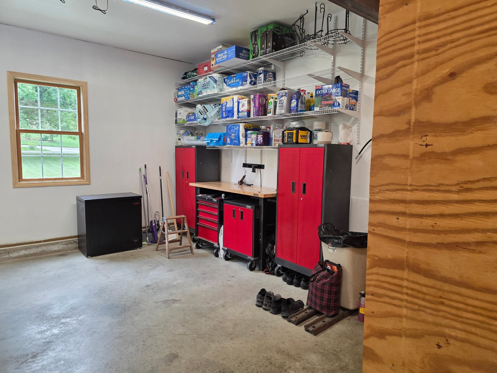 Colchester, Vermont, 05446, United States, 4 Bedrooms Bedrooms, ,3 BathroomsBathrooms,Residential,For Sale,1895144