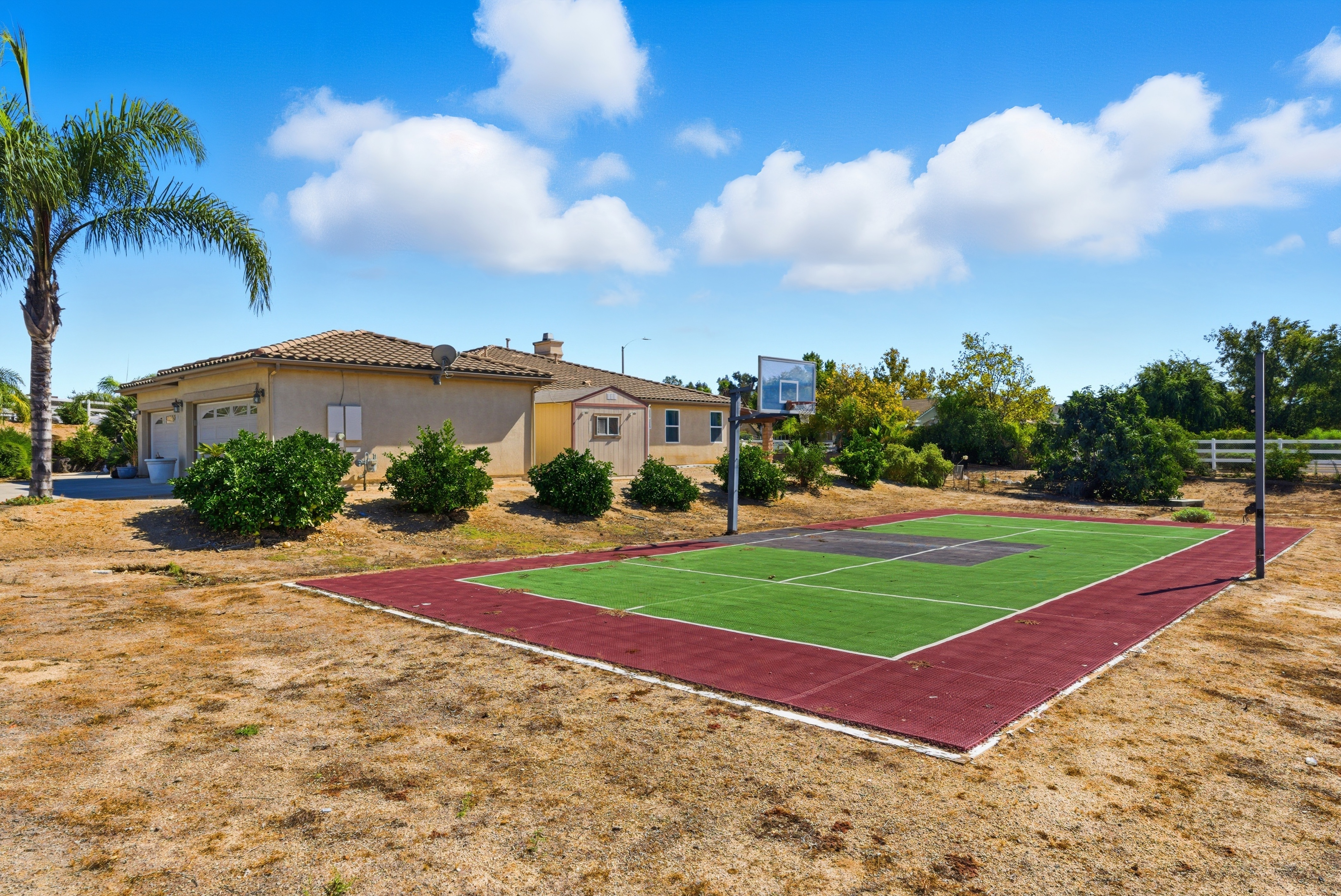  17715 Timberview Drive, Riverside, CA 92504 - 物件實景