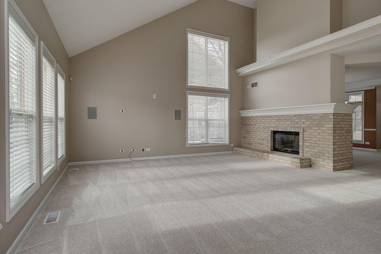 Plainfield, Illinois, 60585, United States, 4 Bedrooms Bedrooms, ,3 BathroomsBathrooms,Residential,For Sale,1729371