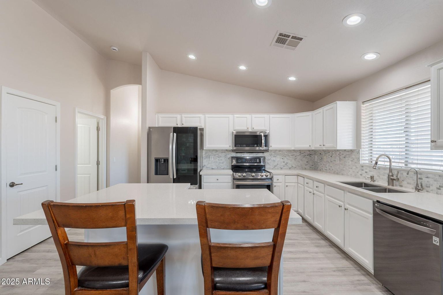 Queen Creek, Arizona, 85143, United States, 3 Bedrooms Bedrooms, ,2 BathroomsBathrooms,Residential,For Sale,1974744