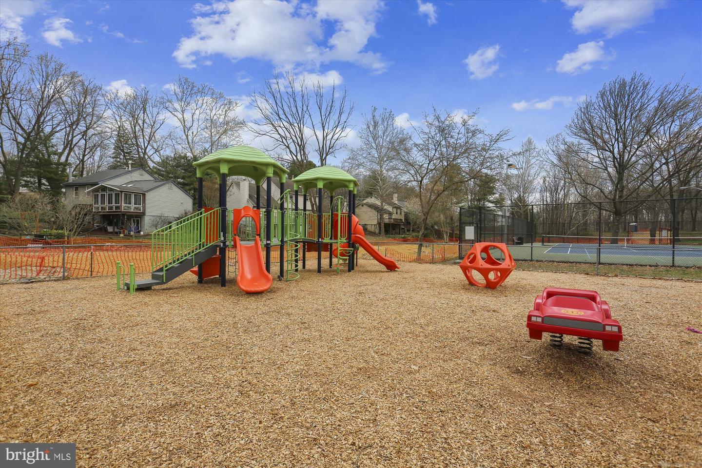 Gaithersburg, Maryland, 20878, United States, 3 Bedrooms Bedrooms, ,4 BathroomsBathrooms,Residential,For Sale,1995929