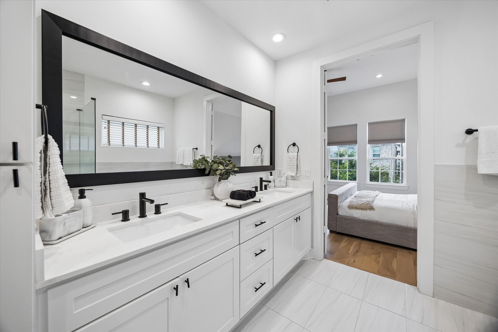  956 Dunleigh Meadows Lane - 物件實景