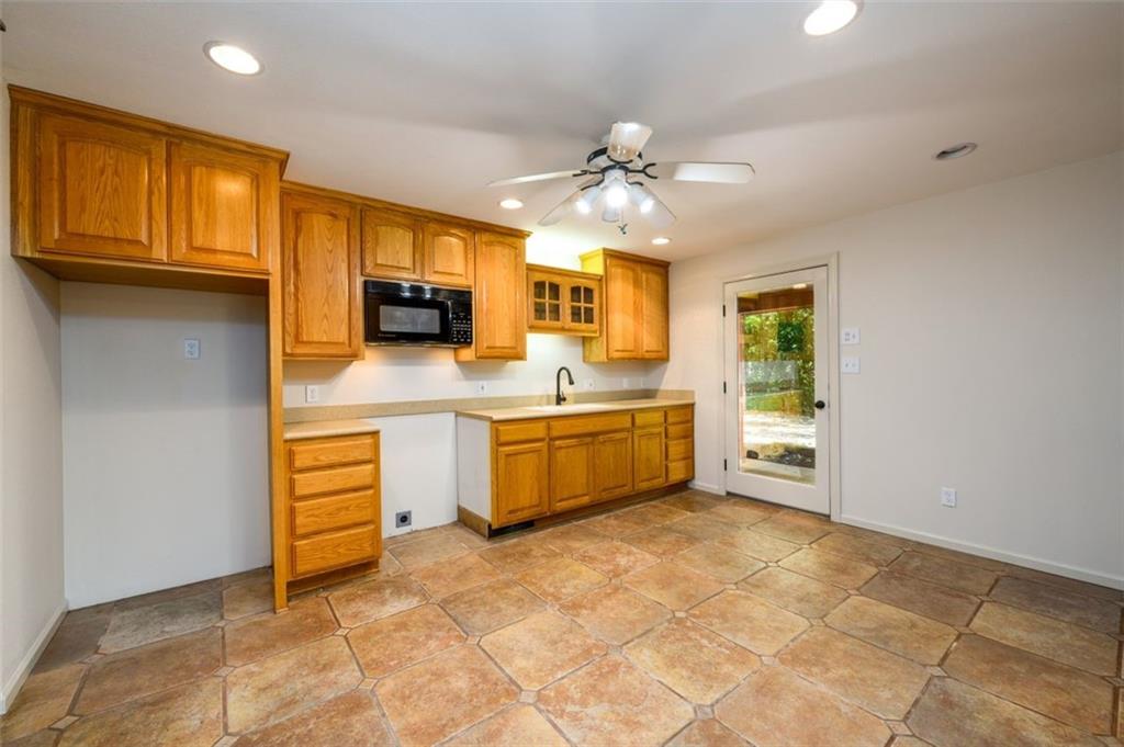 Covington, Georgia, 30014, United States, 5 Bedrooms Bedrooms, ,5 BathroomsBathrooms,Residential,For Sale,1895432