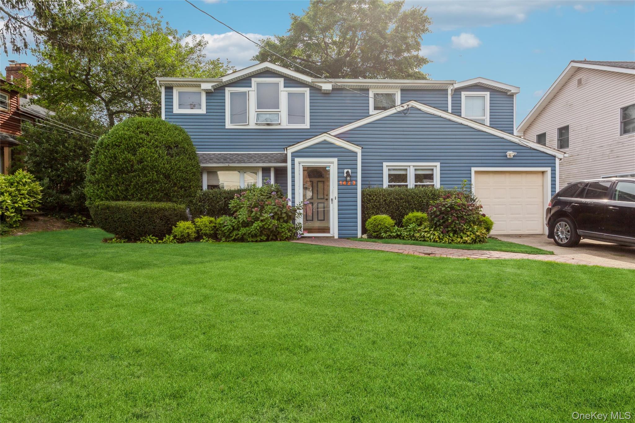 Sturl Ave, Hewlett, NY 11557