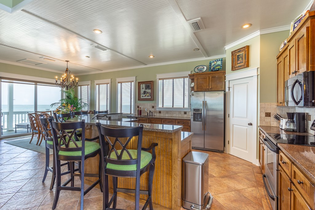 Saint George Island, Florida, 32328, United States, 5 Bedrooms Bedrooms, ,6 BathroomsBathrooms,Residential,For Sale,1976248