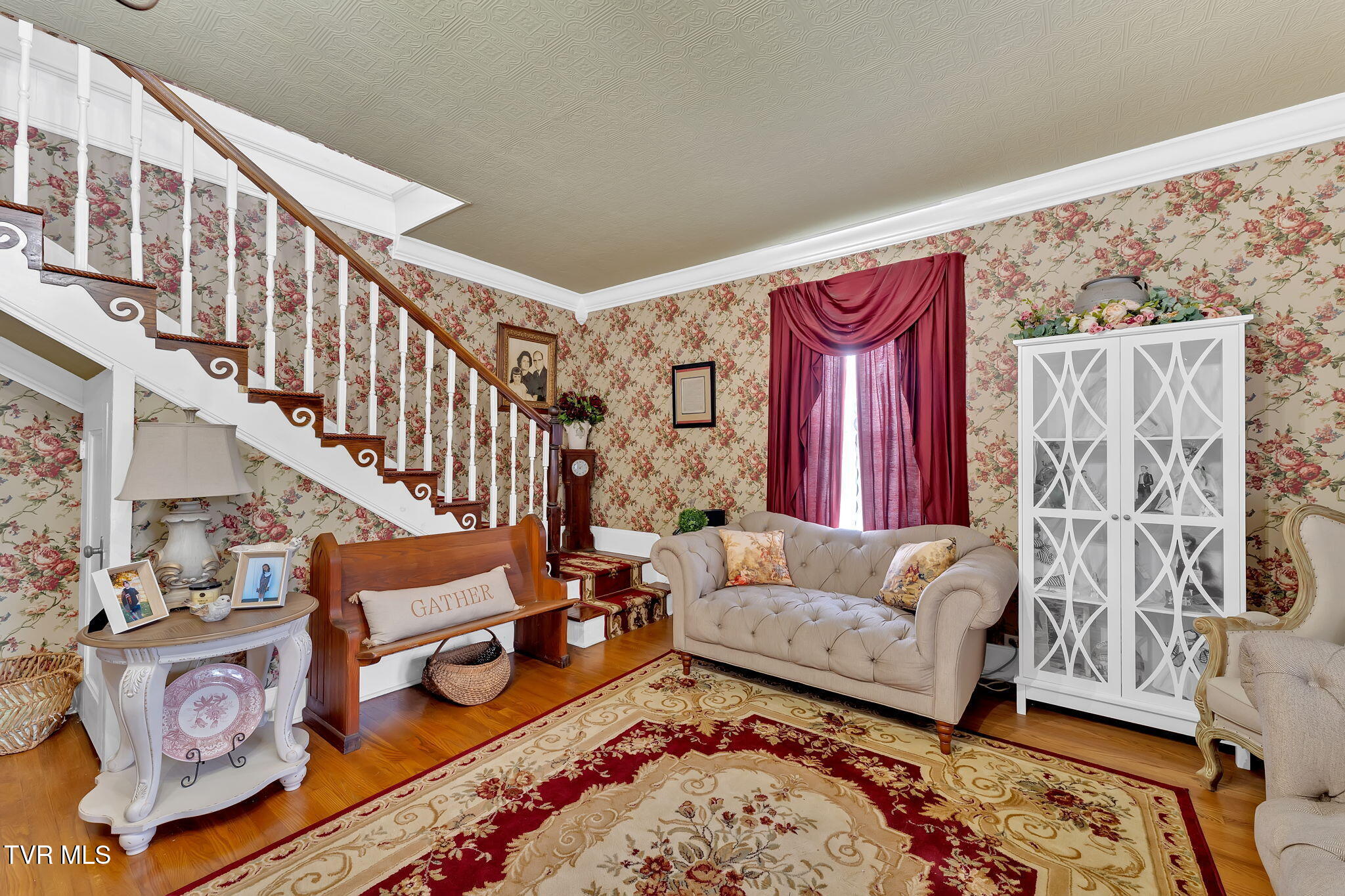 Roan Mountain, Tennessee, 37687, United States, 4 Bedrooms Bedrooms, ,2 BathroomsBathrooms,Residential,For Sale,2010992