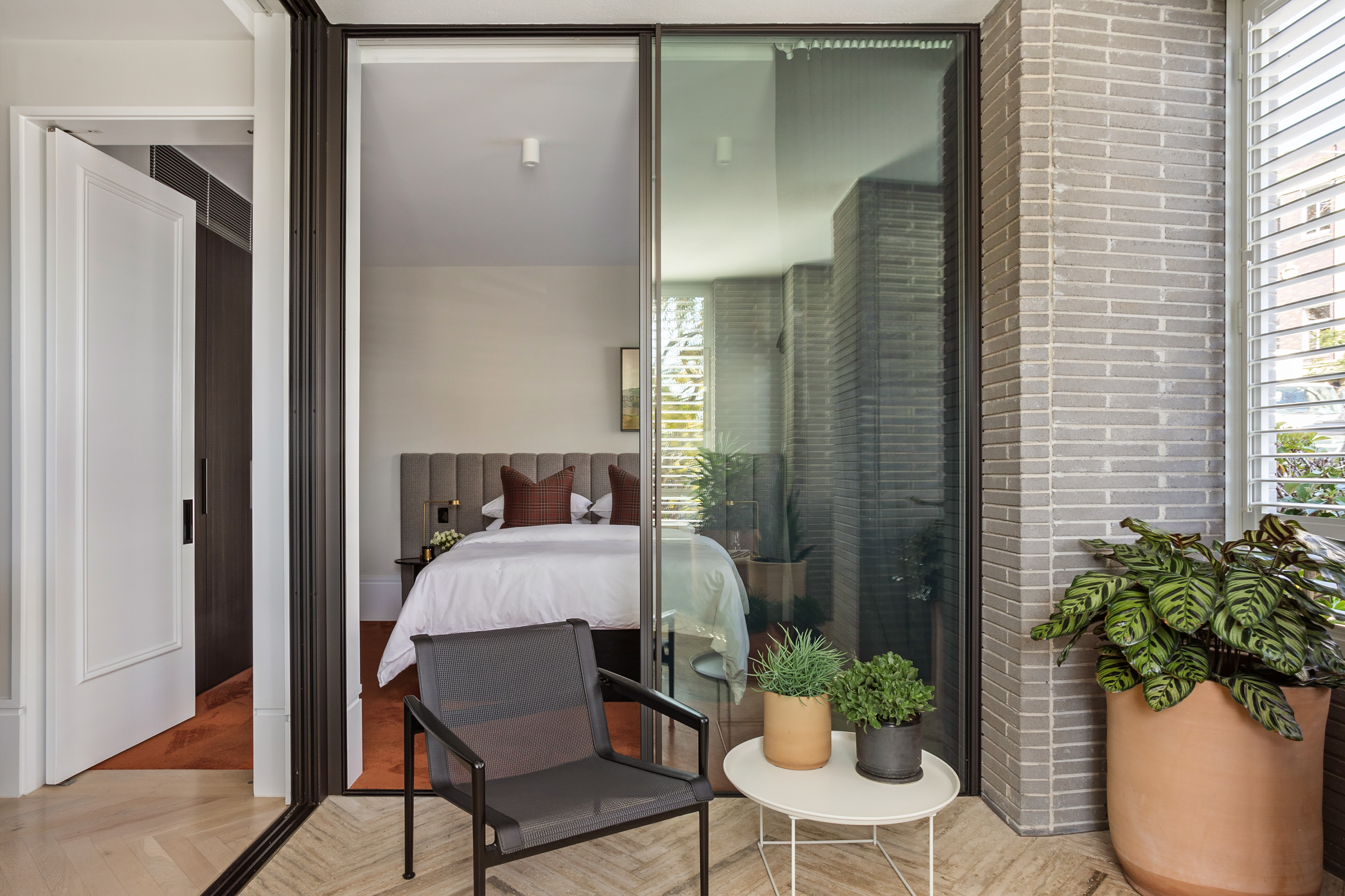  2/10 Wylde Street, Potts Point - 物件實景
