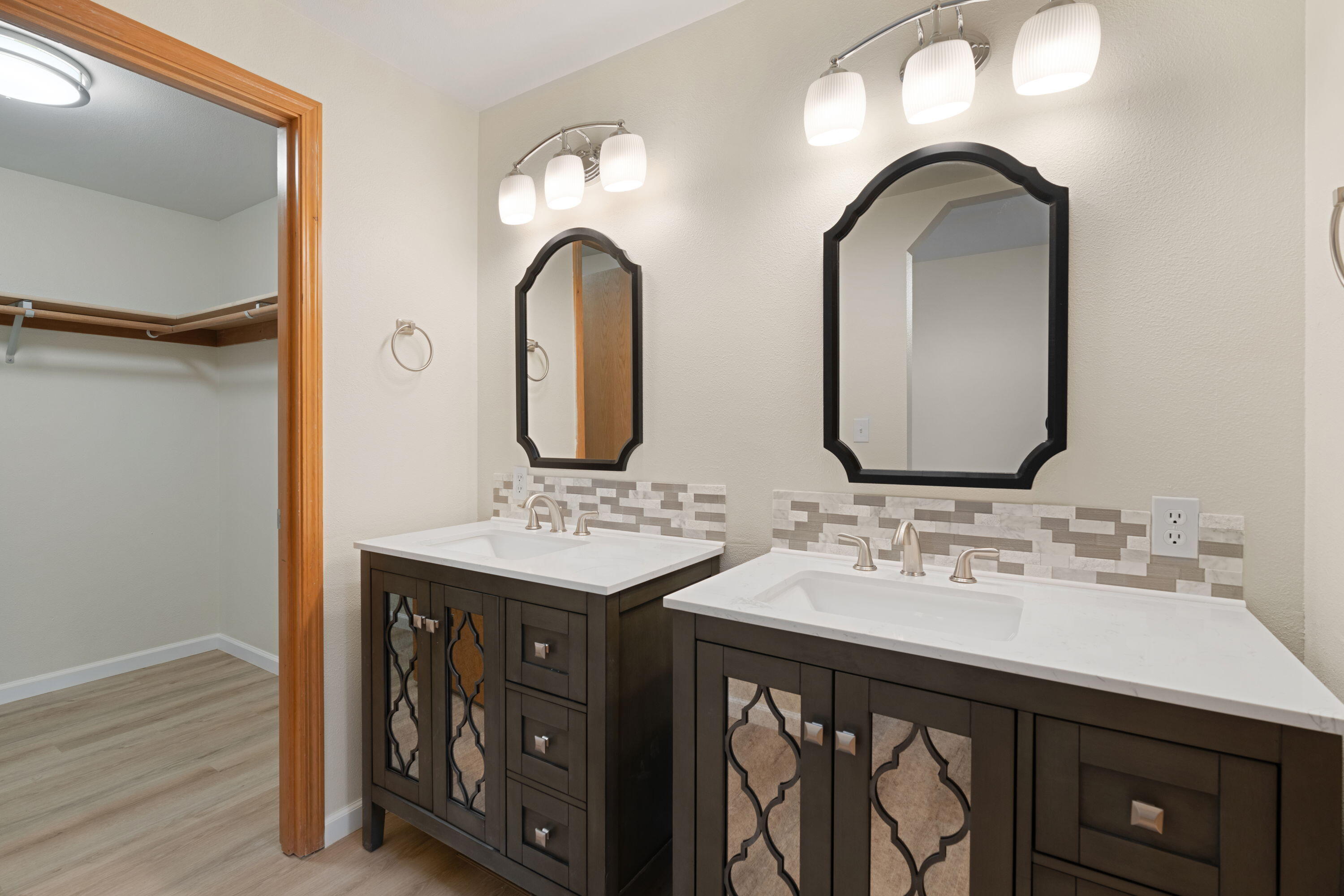 Bend, Oregon, 97701, United States, 3 Bedrooms Bedrooms, ,2 BathroomsBathrooms,Residential,For Sale,1697036