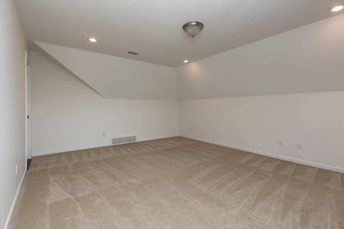 Collierville, Tennessee, 38017, United States, 4 Bedrooms Bedrooms, ,3 BathroomsBathrooms,Residential,For Sale,1907288