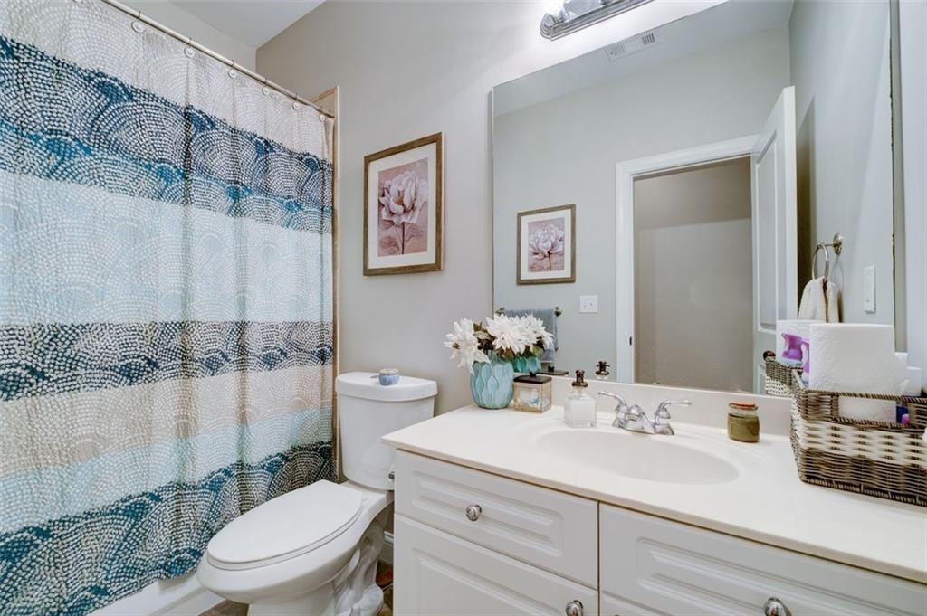 Roswell, Georgia, 30076, United States, 4 Bedrooms Bedrooms, ,4 BathroomsBathrooms,Residential,For Sale,1917111