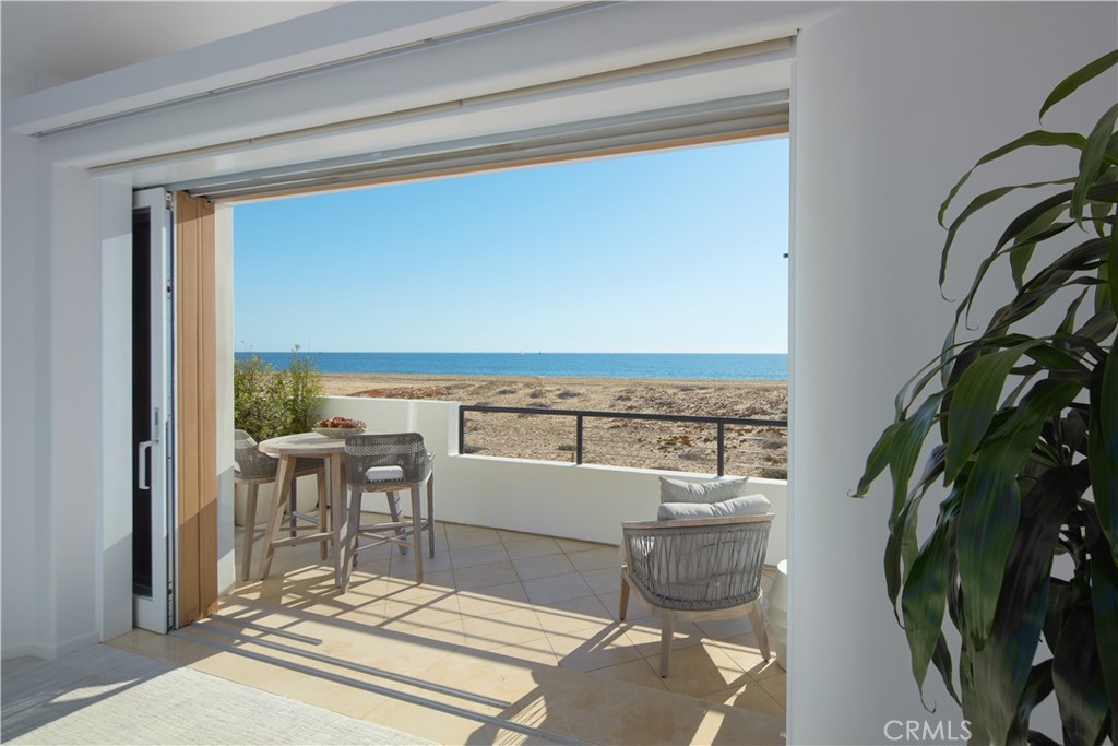 Newport Beach, California, 92661, United States, 7 Bedrooms Bedrooms, ,11 BathroomsBathrooms,Residential,For Sale,1877101
