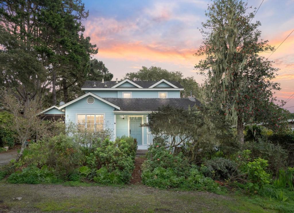 Pacific Grove, California, 93950, United States, 3 Bedrooms Bedrooms, ,2 BathroomsBathrooms,Residential,For Sale,2005310