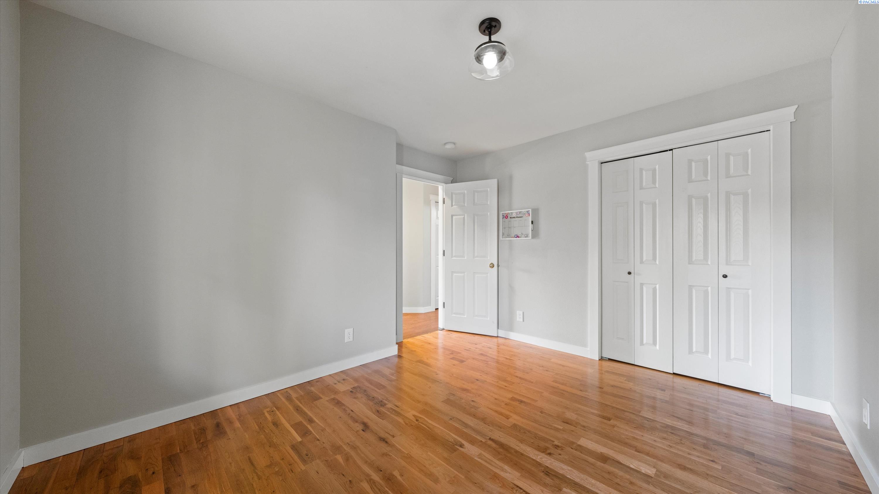 Pasco, Washington, 99301, United States, 4 Bedrooms Bedrooms, ,2 BathroomsBathrooms,Residential,For Sale,1956772