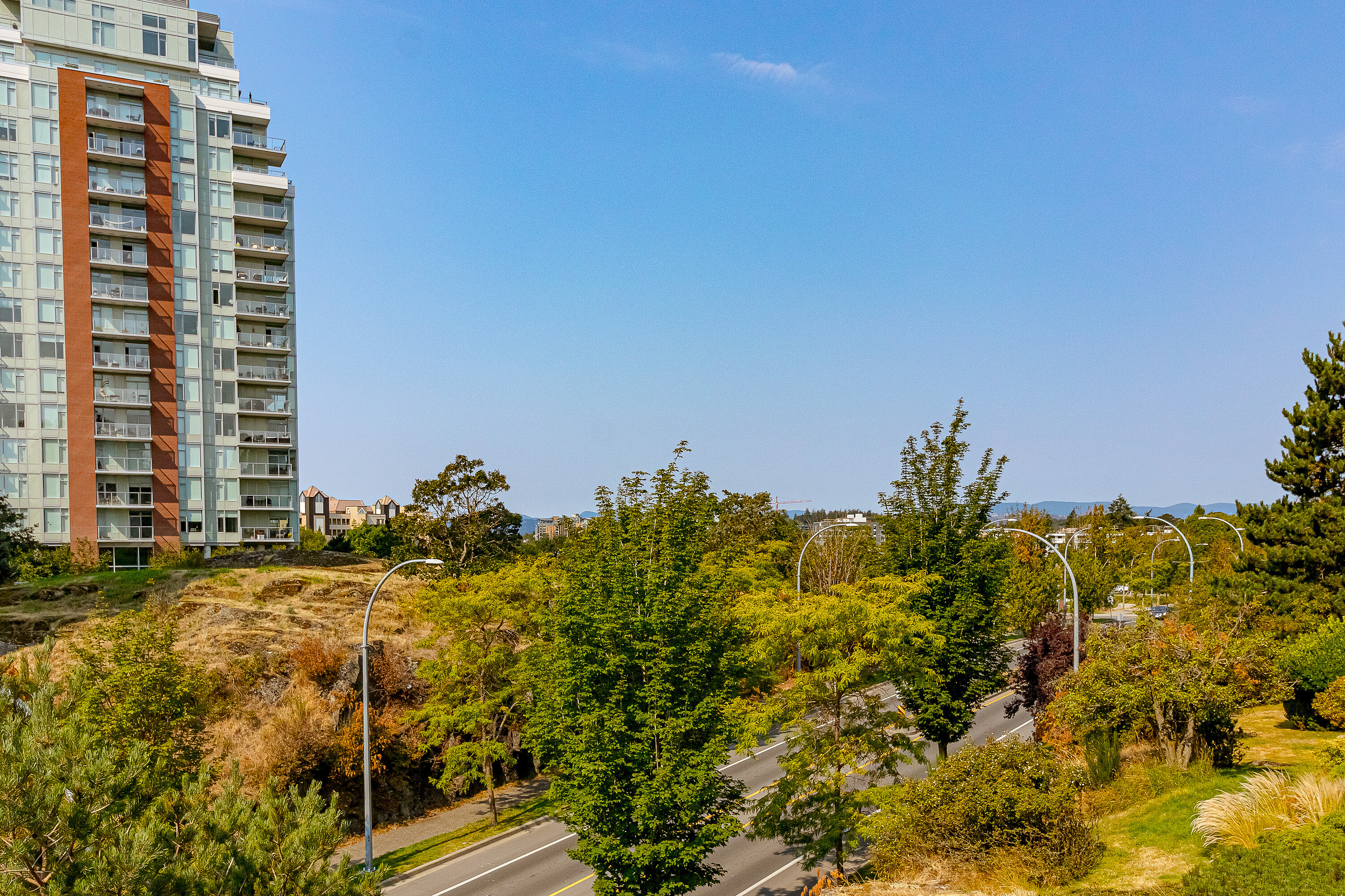  The Edge in Popular Vic West - 物件實景