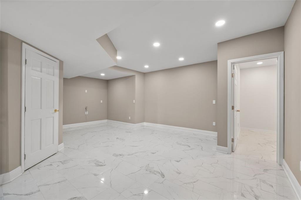 Jonesboro, Georgia, 30236, United States, 5 Bedrooms Bedrooms, ,5 BathroomsBathrooms,Residential,For Sale,1889990