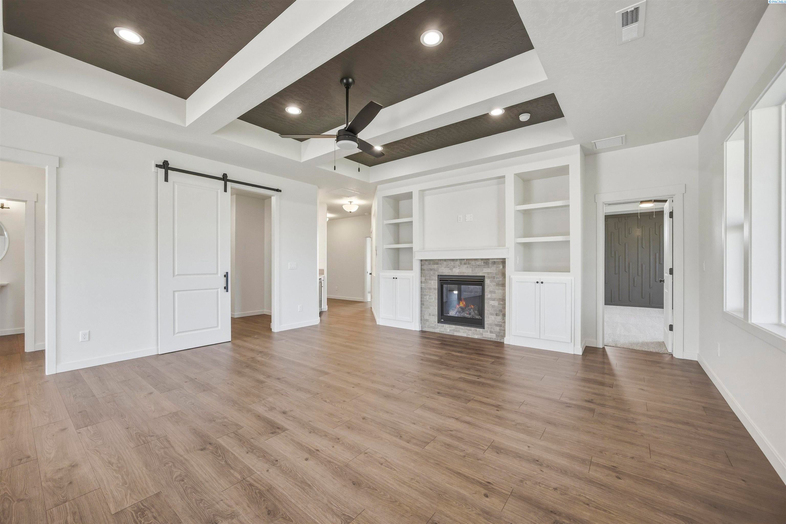 Richland, Washington, 99352, United States, 3 Bedrooms Bedrooms, ,3 BathroomsBathrooms,Residential,For Sale,2033532
