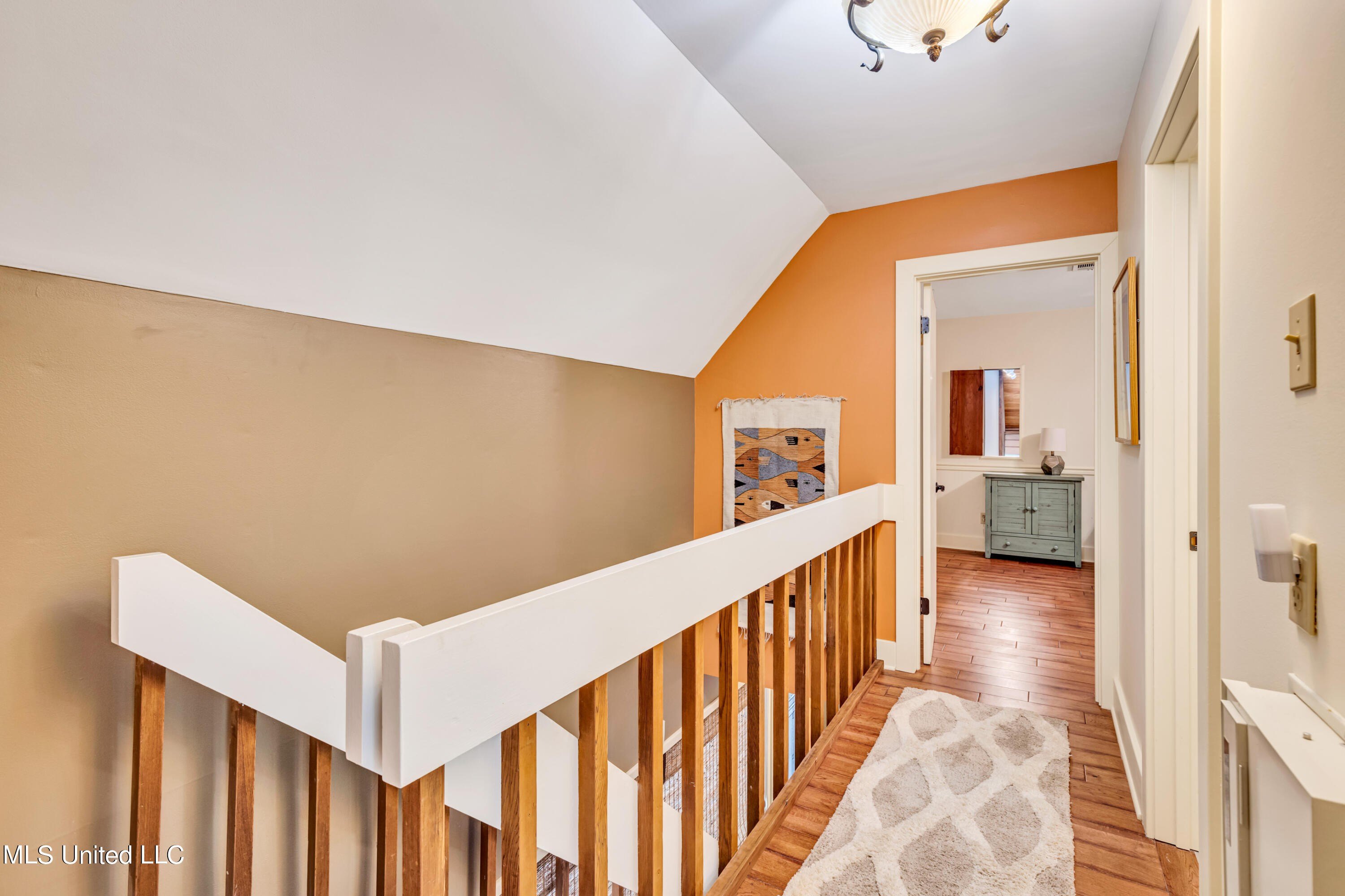 Ocean Springs, Mississippi, 39564, United States, 3 Bedrooms Bedrooms, ,4 BathroomsBathrooms,Residential,For Sale,1942785