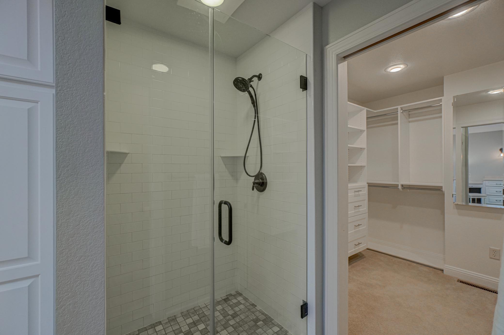 Eau Claire, Wisconsin, 54701, United States, 6 Bedrooms Bedrooms, ,2 BathroomsBathrooms,Residential,For Sale,1992855