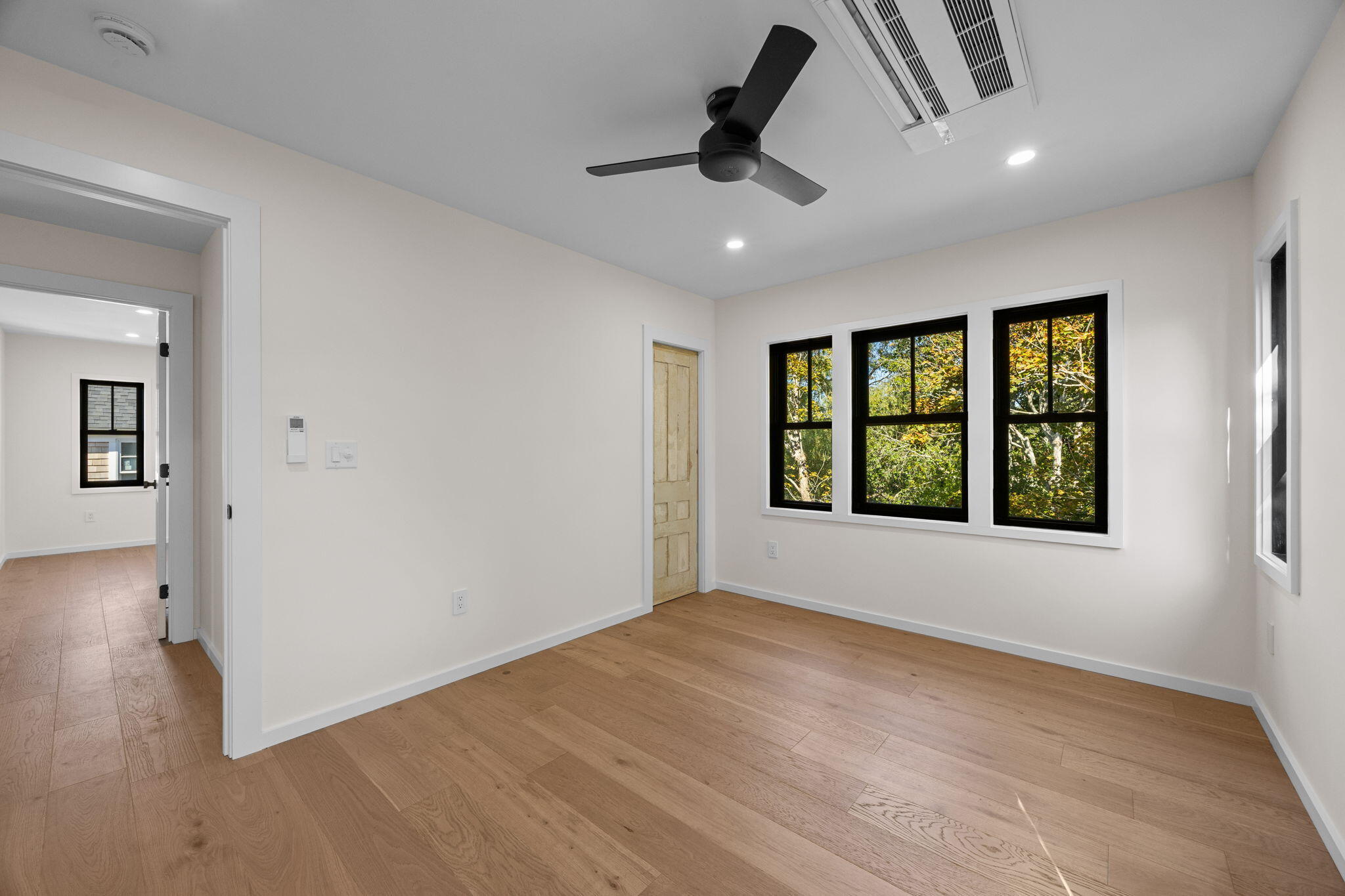  East End New Construction with Bay Views - 物件實景