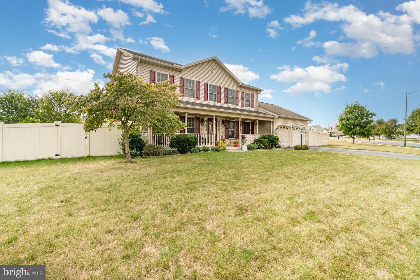 Harrisburg, Pennsylvania, 17111, United States, 4 Bedrooms Bedrooms, ,3 BathroomsBathrooms,Residential,For Sale,1947311