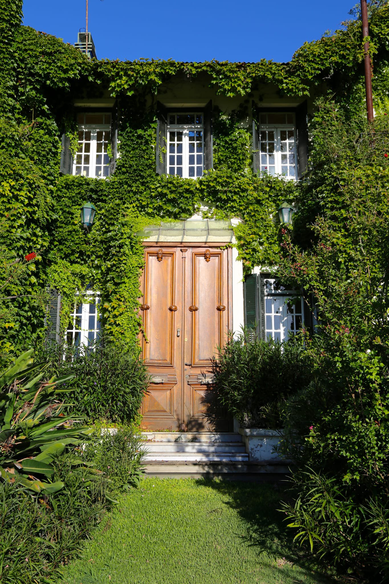  Sunset Horizons: A Historic-Inspired Signature Estate by the River - 物件實景