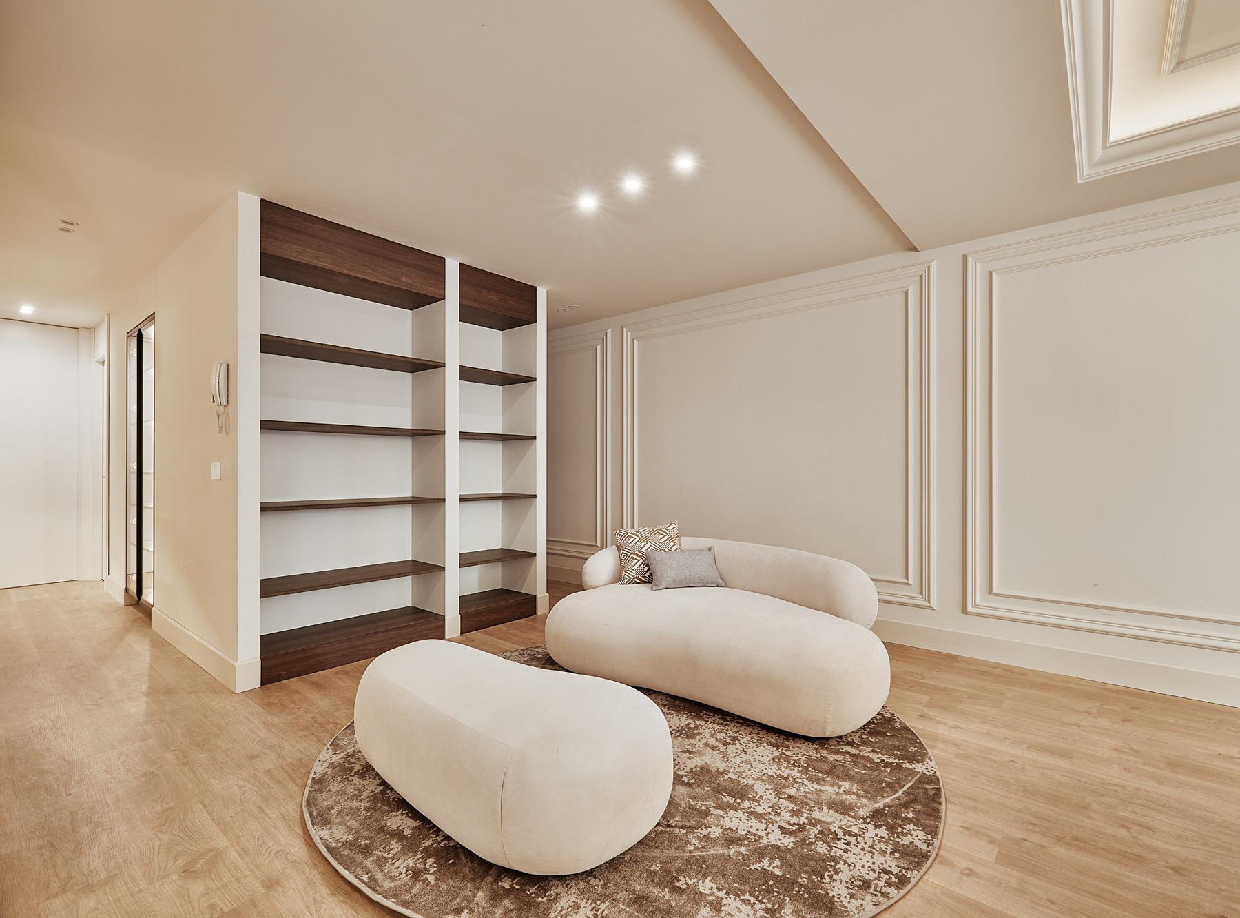  Elegant Renovated 5 Bedroom Apartment in Chamberí, Madrid - 物件實景