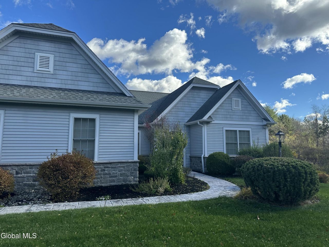 Altamont, New York, 12009, United States, 3 Bedrooms Bedrooms, ,3 BathroomsBathrooms,Residential,For Sale,1988112