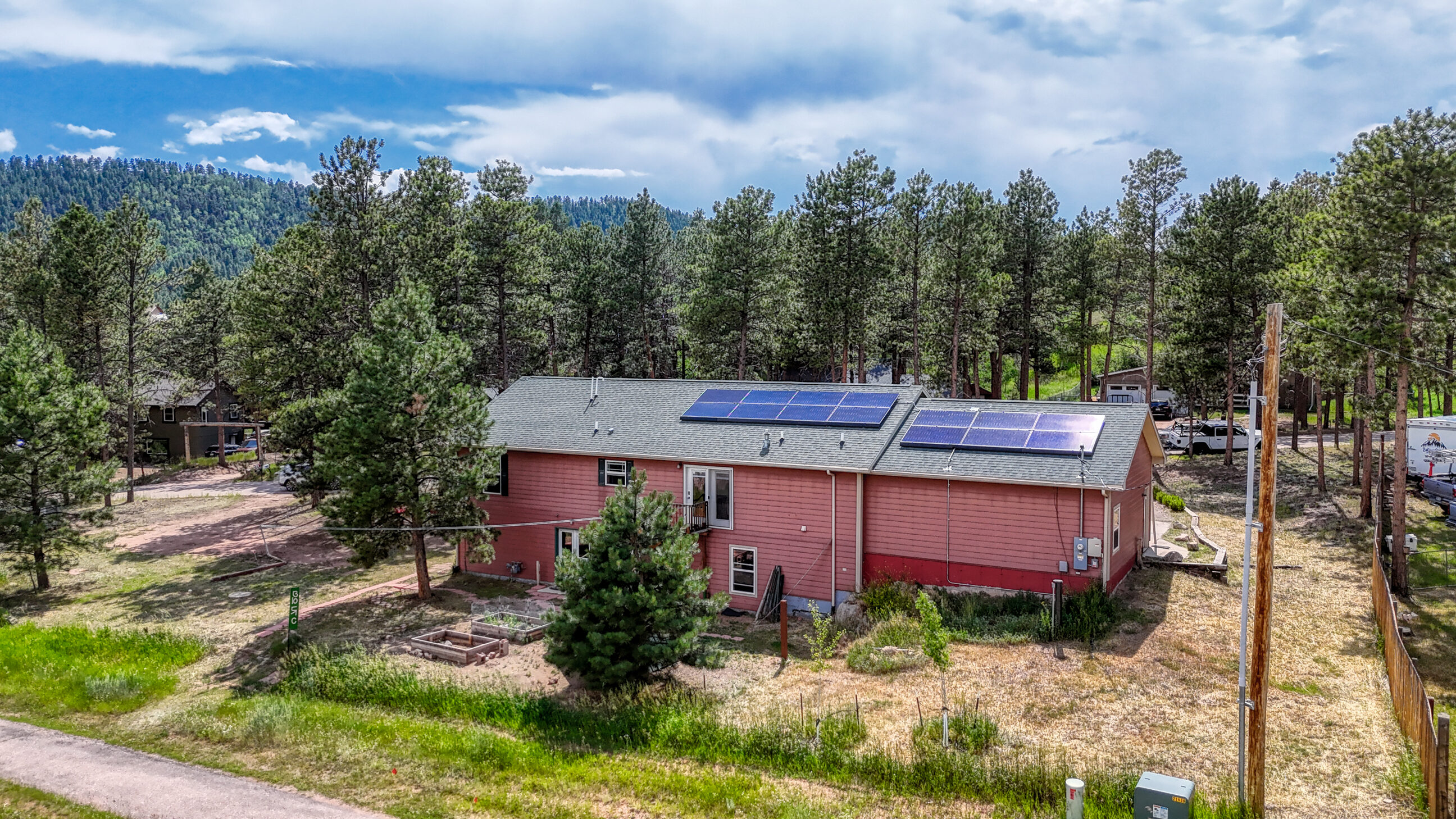 Woodland Park, Colorado, 80863, United States, 3 Bedrooms Bedrooms, ,2 BathroomsBathrooms,Residential,For Sale,1891274
